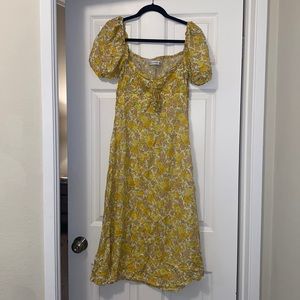 Yellow puffy sleeve midi floral dress